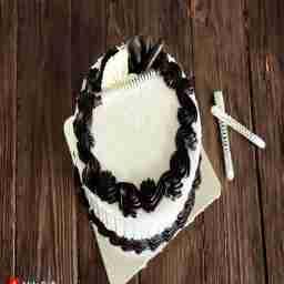 Classic litchee cake eggless