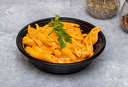 Pink sauce pasta