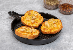 Cheese garlic bread chicken