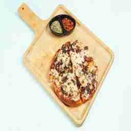 Bbq chicken pizza