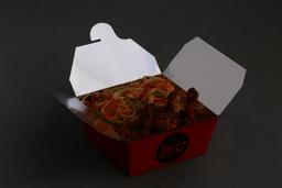 Chicken schezwan noodleswith with chicken schezwan momo