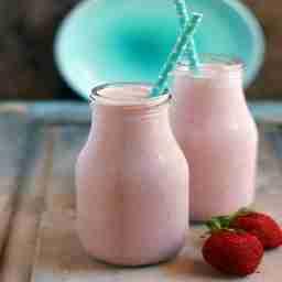 Strawberry milkshake