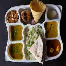 Nh8 maharaja thali ( serves 2 )
