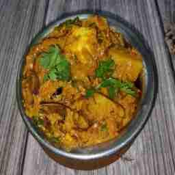 Aloo pyaz paneer