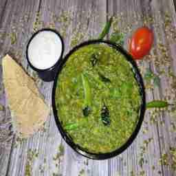 Palak khichdi