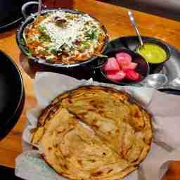 Kadai paneer laccha parantha