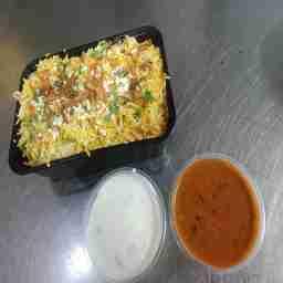 Handi biryani