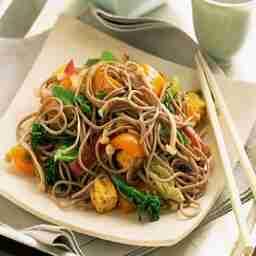 Veg hakka noodles