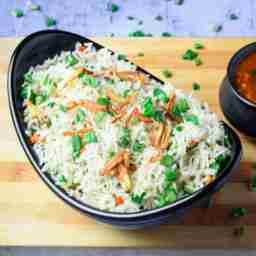 Veg butter garlic fried rice