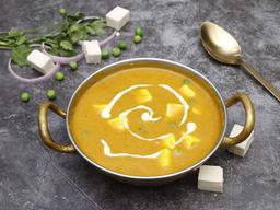 Matar paneer