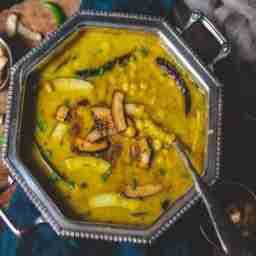 Narkel cholar dal
