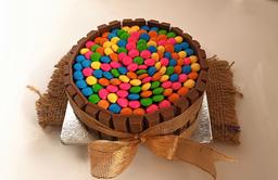 Kitkat chocolate cake [pure veg]