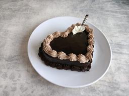 Chocolate heart cake [pure veg]