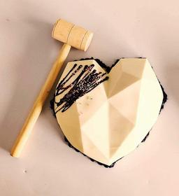 White chocolate heart pinata cake [pure veg]