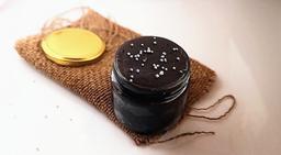 Chocolate jar cake