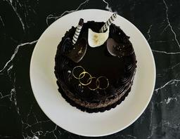 Death by chocolate cake (dbc) eggless