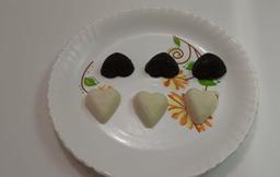 Heart chocolate bites (6 pieces)