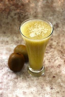Kiwi fresh juice