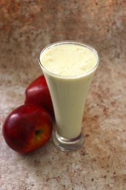 Apple milkshakes