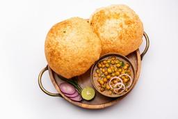Gabru de chhole bhature