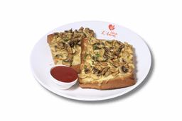 Cheesy mushroom toast