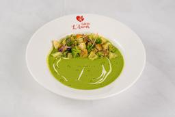 Silky broccoli and spinach soup