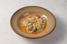 Spinach corn home-made ravioli pasta (veg.)