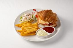 L'amour french kiss chicken sandwich