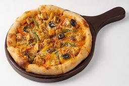 Smoky bbq paneer pizza