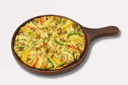Golden oven-roasted chicken pizza