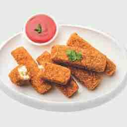 Crispy paneer fries