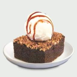 Brownie with ice cream