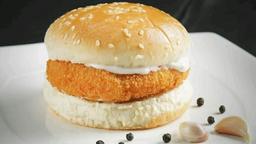 Crispy chicken burger