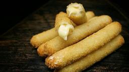 Chicken cheese sticks [6 pieces]