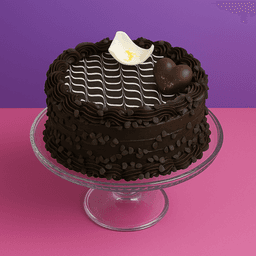 Delightful chocochip cake eggless