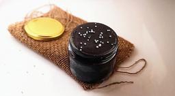 Chocolate jar cake