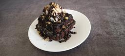 Brownie dessert sundae