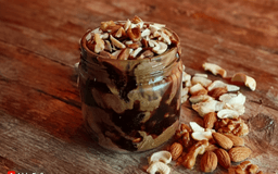 Dry fruits chocolate ice cream