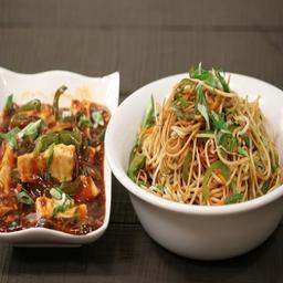 Veg spicy noodles + paneer manchurian