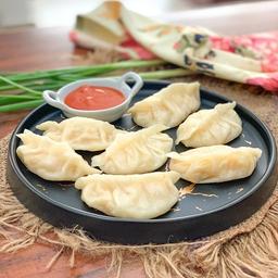 Veg cheese momo