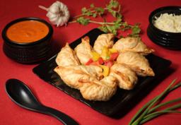 Veg cheese fried momo