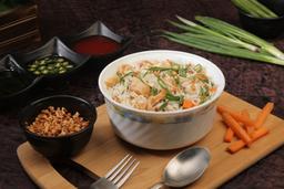 Burnt garlic chicken fried rice