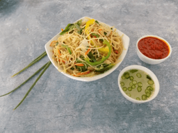 Butter garlic veg noodles