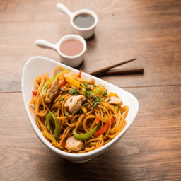 Butter garlic chicken noodles