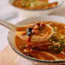 Seafood hot & sour soup