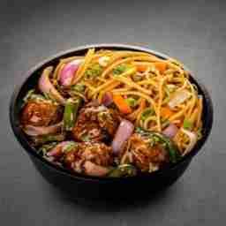 Veg hakka noodles+veg ball manchurian