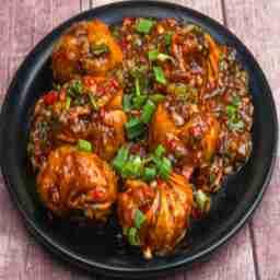Chicken tossed manchurian momos