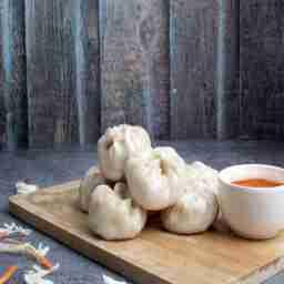 Veg steamed momos