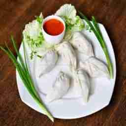 Veg cheese burst momos