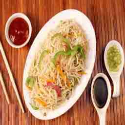 Veg ginger capsicum noodles